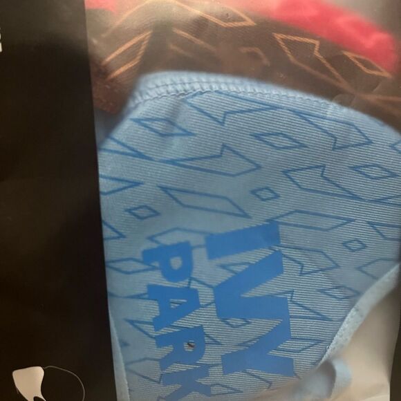 IVY PARK FACE MASK - Picture 2 of 2